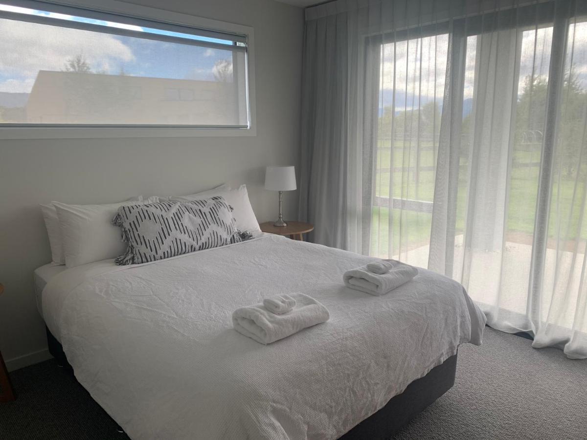 Valleyview Wanaka Bagian luar foto